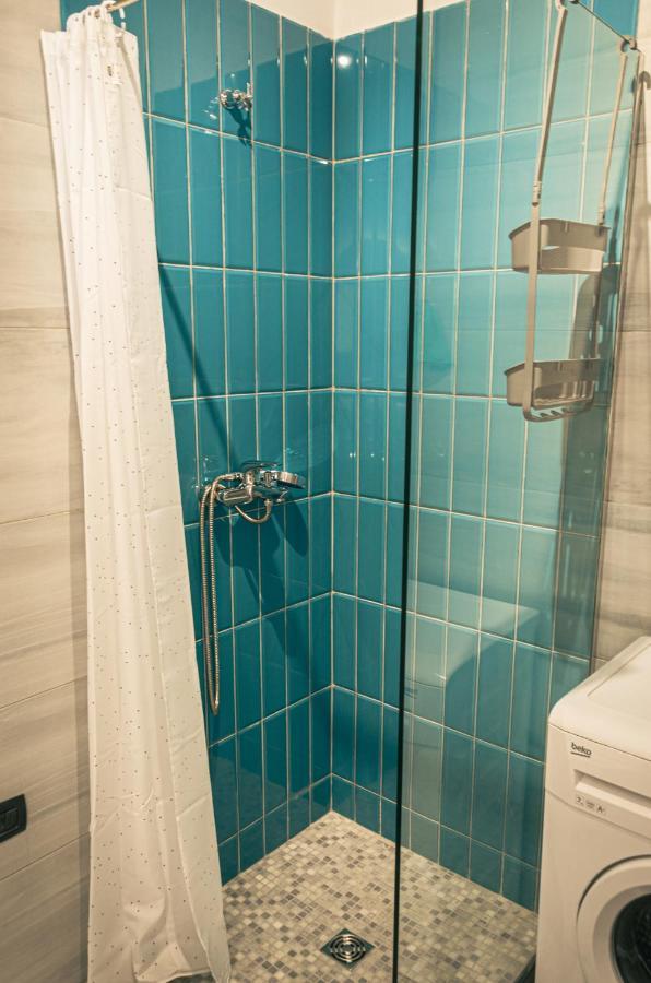 Bright Apartment Close To City Center Tirana Buitenkant foto